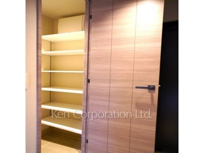 URBAN PARK GRANDE代官山の写真 クローゼット等 ※写真・画像は実際と異なる場合がございます。部屋写真は同一タイプのものです。（ただし、画像中にタイプ名の記載がある場合はその記載内容を優先します。）