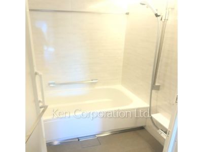 バスルーム ※写真・画像は実際と異なる場合がございます。部屋写真は同一タイプのものです。（ただし、画像中にタイプ名の記載がある場合はその記載内容を優先します。）