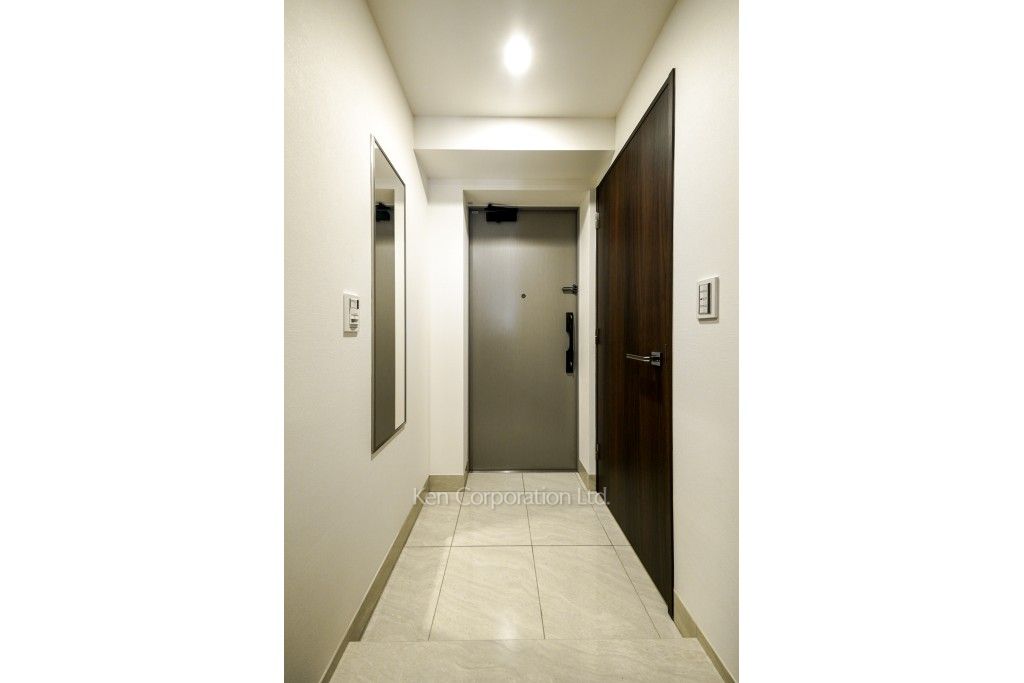 LIBR GRANT 四谷三丁目の写真 玄関 ※5階の同じ間取タイプを撮影。仕様が異なることがあります。