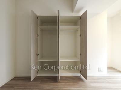 LIBR GRANT 四谷三丁目の写真 クローゼット ※2階の同じ間取タイプを撮影。仕様が異なることがあります。