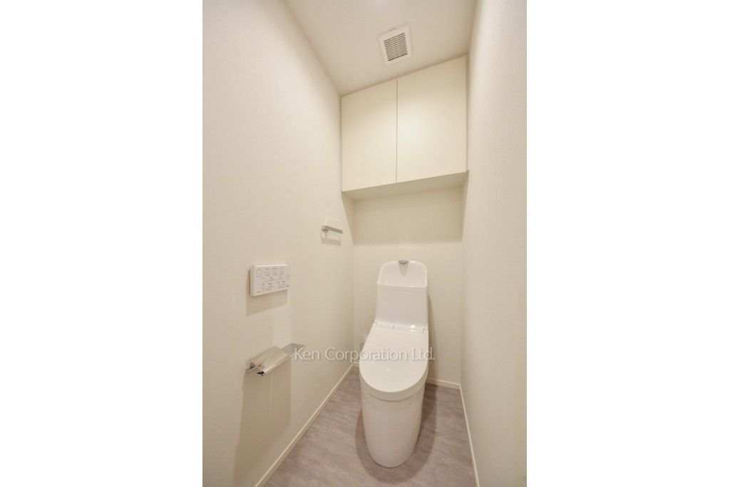 トイレ ※4階の同じ間取タイプを撮影。仕様が異なることがあります。