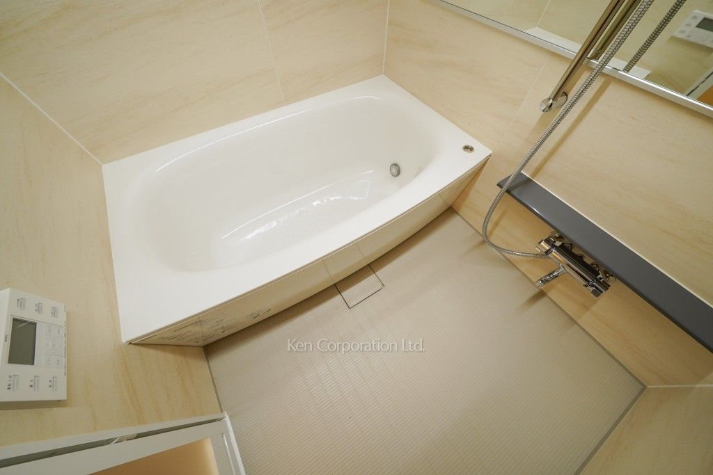 ALTERNA日本橋の写真 バスルーム ※5階の同じ間取タイプを撮影。仕様が異なることがあります。