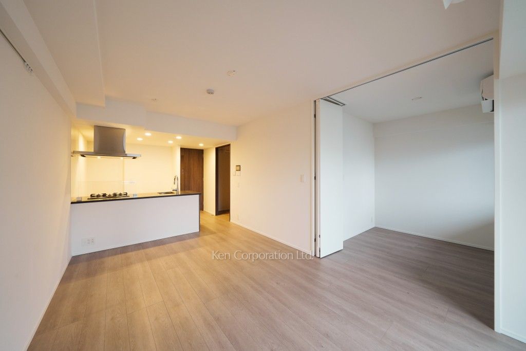 グリーンレジデンス赤坂の写真 居室（LDなど） ※4階の同じ間取タイプを撮影。仕様が異なることがあります。