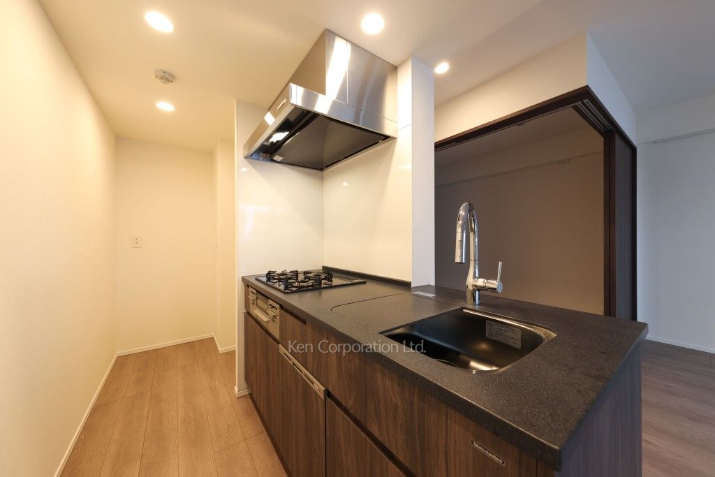 グリーンレジデンス赤坂の写真 キッチン ※4階の同じ間取タイプを撮影。仕様が異なることがあります。