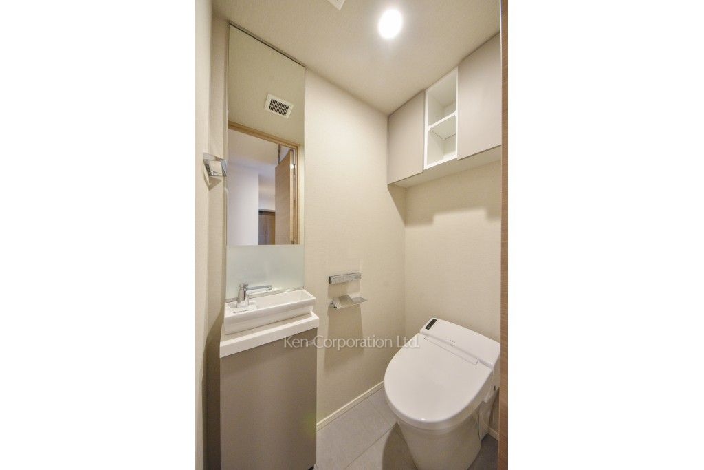 ピアース新宿三丁目の写真 トイレ