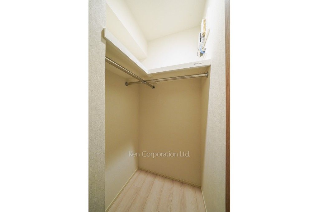 ALTERNA日本橋の写真 ウォークインクローゼット ※5階の同じ間取タイプを撮影。仕様が異なることがあります。