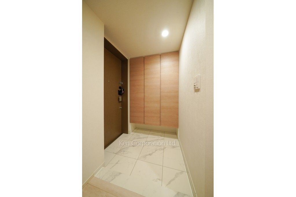 ALTERNA日本橋の写真 玄関 ※5階の同じ間取タイプを撮影。仕様が異なることがあります。