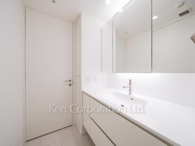 パウダールーム