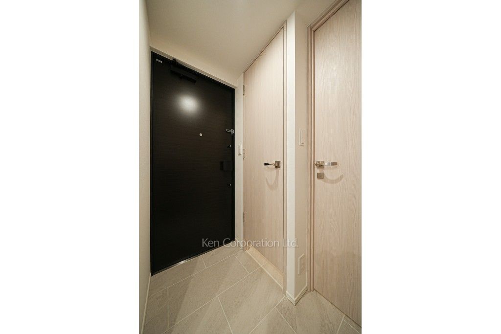 ザ・パークハビオ渋谷クロスの写真 玄関 ※8階の同じ間取タイプを撮影。仕様が異なることがあります。