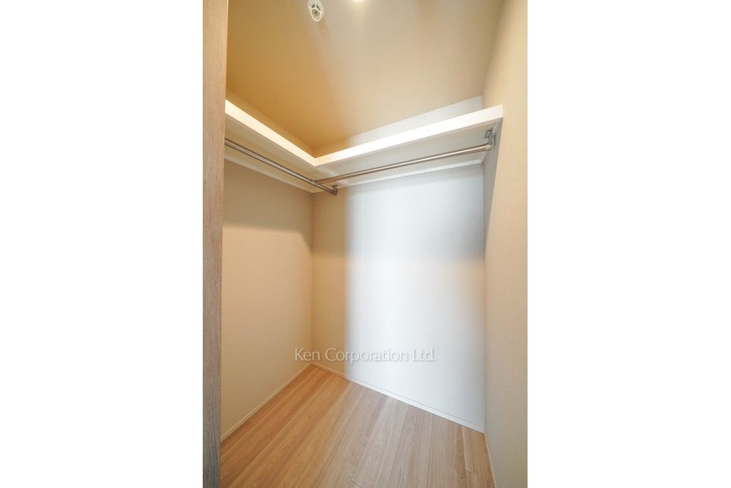 白金ザ・スカイの写真 ウォークインクローゼット