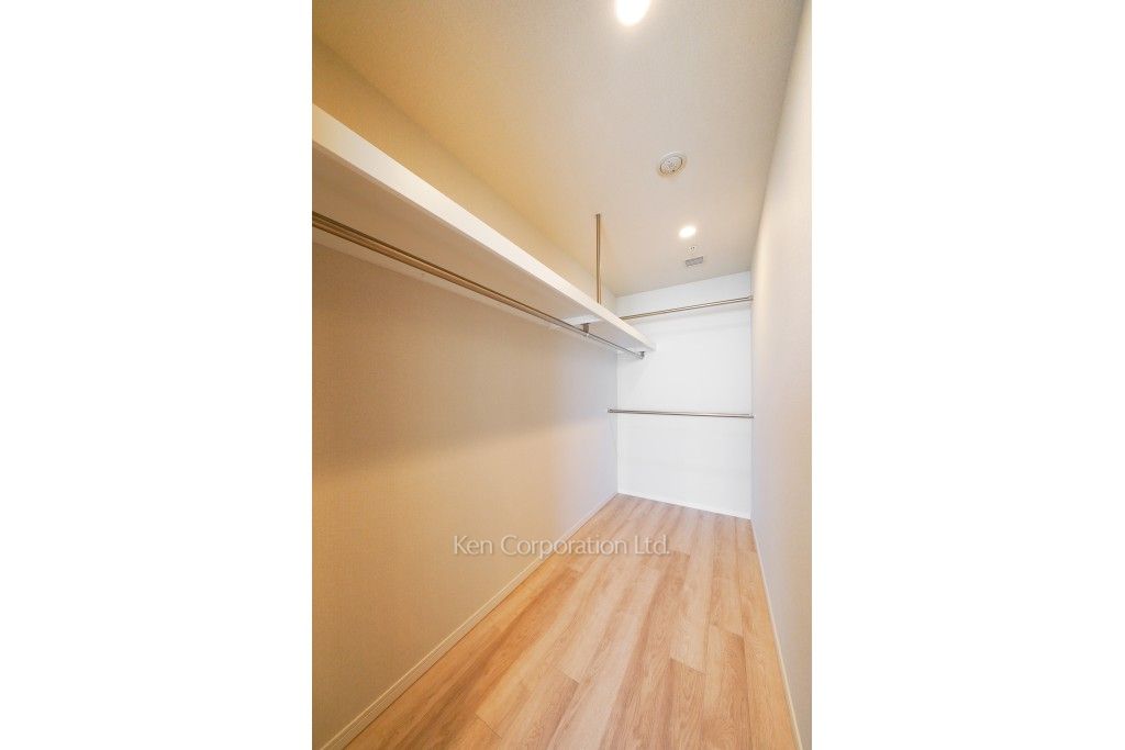 ラ・トゥール新宿ファーストの写真 ウォークインクローゼット ※26階の同じ間取タイプを撮影。仕様が異なることがあります。