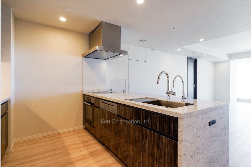 ラ・トゥール新宿ファーストの写真 キッチン ※26階の同じ間取タイプを撮影。仕様が異なることがあります。