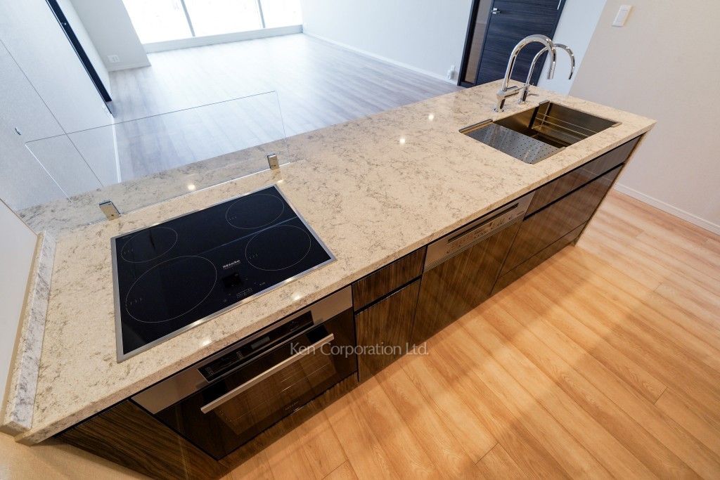 ラ・トゥール新宿ファーストの写真 キッチン ※26階の同じ間取タイプを撮影。仕様が異なることがあります。