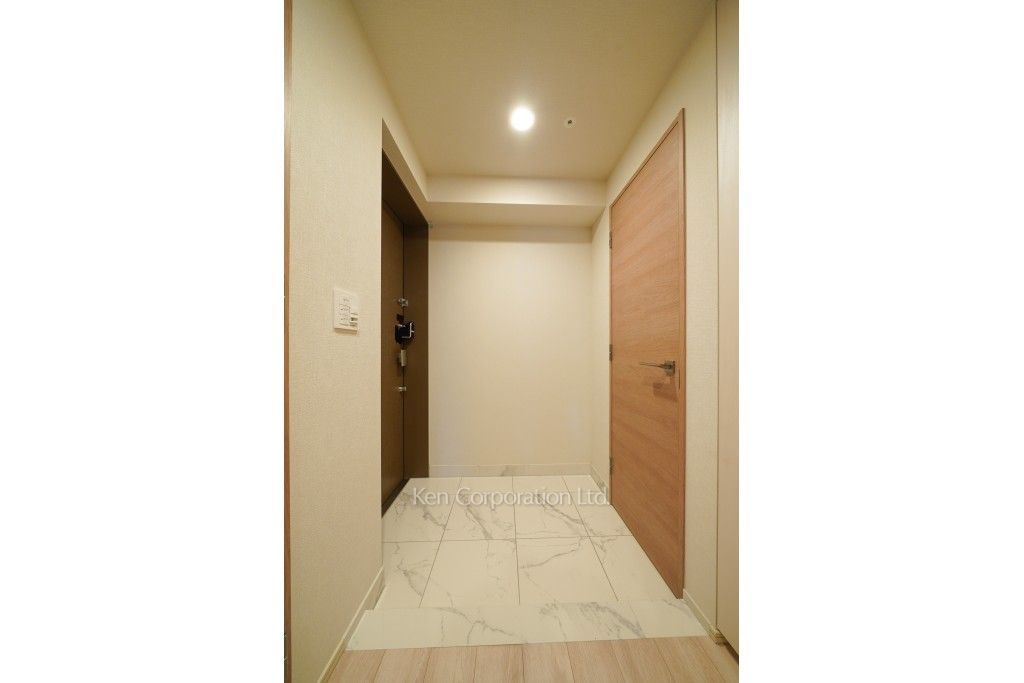 ALTERNA日本橋の写真 玄関 ※11階の同じ間取タイプを撮影。仕様が異なることがあります。