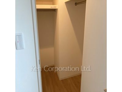 テアトル富ヶ谷の写真 クローゼット等 ※写真・画像は実際と異なる場合がございます。部屋写真は同一タイプのものです。（ただし、画像中にタイプ名の記載がある場合はその記載内容を優先します。）