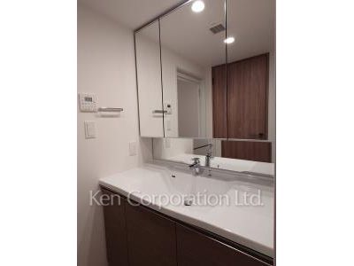 パークタワー勝どきサウスの写真 パウダールーム ※13階の同じ間取タイプを撮影。仕様が異なることがあります。