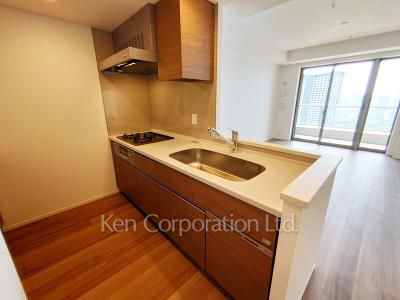 パークタワー勝どきサウスの写真 キッチン ※44階の同じ間取タイプを撮影。仕様が異なることがあります。