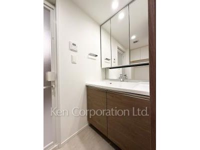 パークタワー勝どきサウスの写真 パウダールーム ※48階の同じ間取タイプを撮影。仕様が異なることがあります。