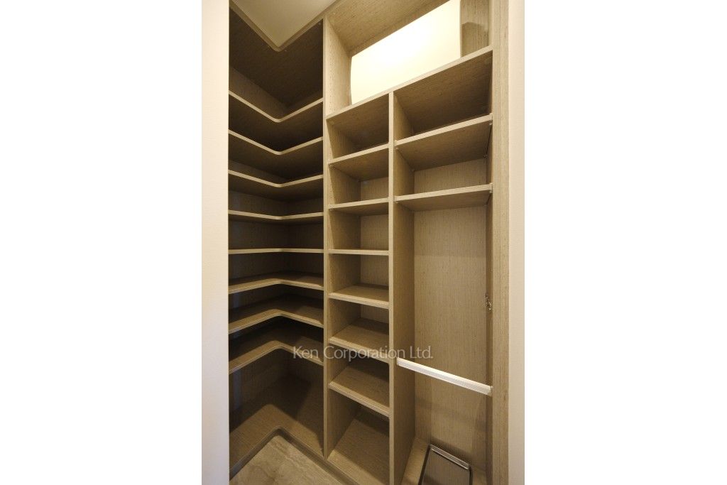 パークコート南青山3丁目の写真 シューズインクローゼット