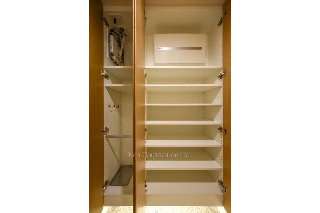 マジェスティハウス新宿御苑パークナードの写真 シューズクローゼット