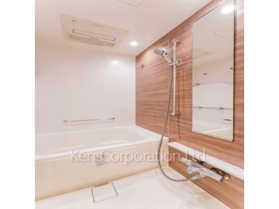 バスルーム ※写真・画像は実際と異なる場合がございます。部屋写真は同一タイプのものです。（ただし、画像中にタイプ名の記載がある場合はその記載内容を優先します。）