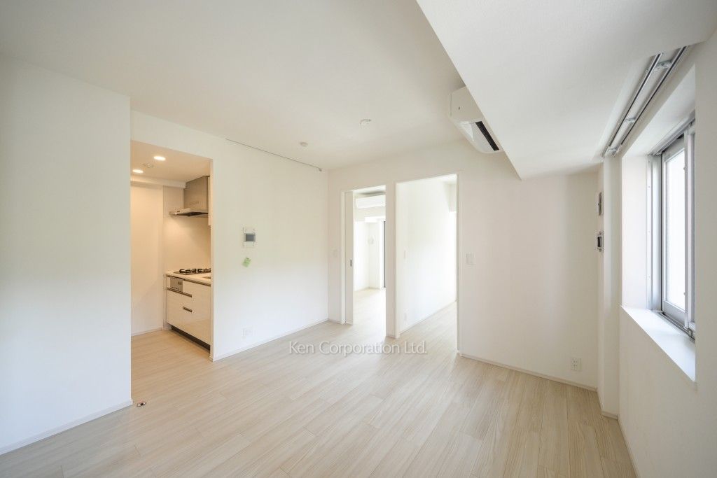 コンフォリア東新宿の写真 居室（LDなど） ※3階の同じ間取タイプを撮影。仕様が異なることがあります。