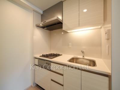 コンフォリア東新宿の写真 キッチン ※3階の同じ間取タイプを撮影。仕様が異なることがあります。