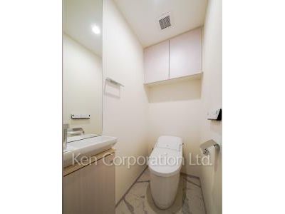 ザ・パークハビオ荏原中延プレイスの写真 トイレ