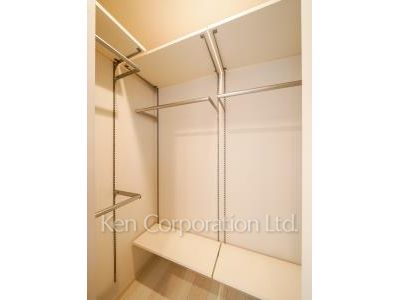 ルフォンプログレ神田プレミアの写真 ウォークインクローゼット ※9階の同じ間取タイプを撮影。仕様が異なることがあります。