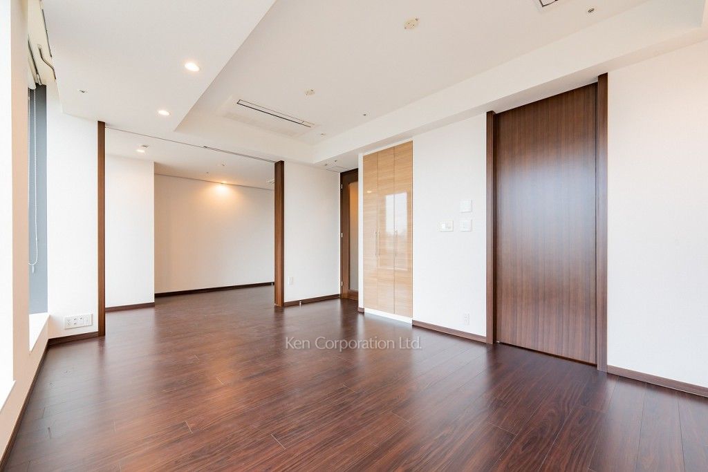 ラ・トゥール飯田橋の写真 居室（LDなど） ※8階の同じ間取タイプを撮影。仕様が異なることがあります。