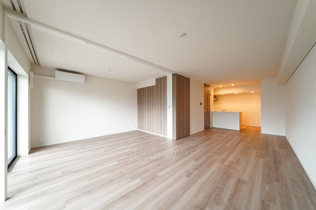 三田聖坂ガーデンレジデンスの写真 居室（LDなど） ※7階の同じ間取タイプを撮影。仕様が異なることがあります。