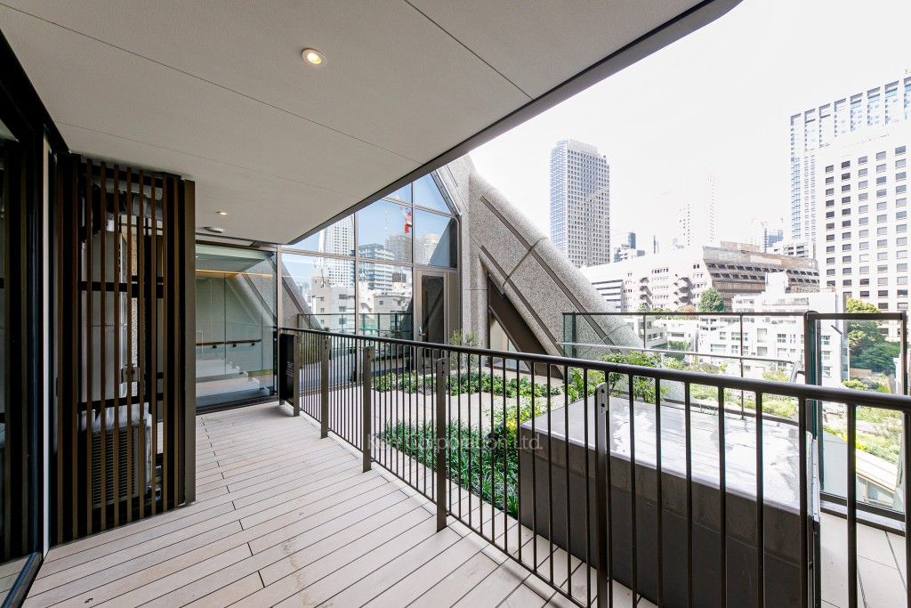 麻布台ヒルズ ガーデンプラザレジデンスの写真 バルコニー