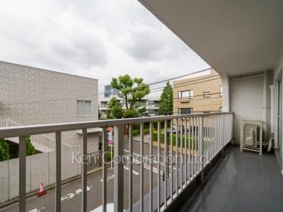 南青山スカイハイツの写真 バルコニー