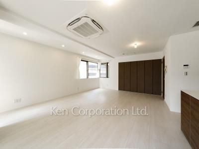 オンデンフラットの写真 居室（LDなど）