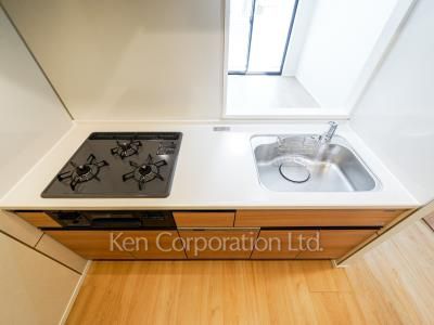 市谷台町坂フロントの写真 キッチン ※3階の同じ間取タイプを撮影。仕様が異なることがあります。