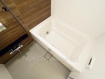 市谷台町坂フロントの写真 バスルーム ※3階の同じ間取タイプを撮影。仕様が異なることがあります。