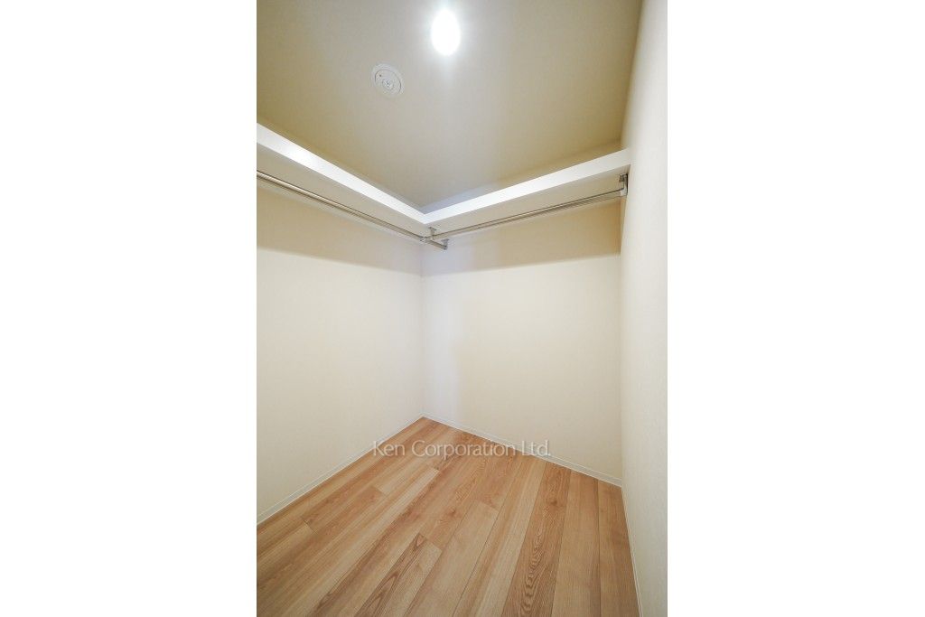 三田聖坂ガーデンレジデンスの写真 ウォークインクローゼット