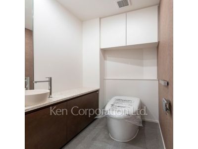 トイレ ※写真・画像は実際と異なる場合がございます。部屋写真は同一タイプのものです。（ただし、画像中にタイプ名の記載がある場合はその記載内容を優先します。）