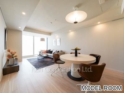ラ・トゥール新宿ファーストの写真 居室（LDなど）　※MODEL ROOM ※29階の同じ間取タイプを撮影。仕様が異なることがあります。