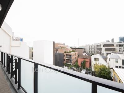 ラ・カーサ広尾の写真 バルコニー