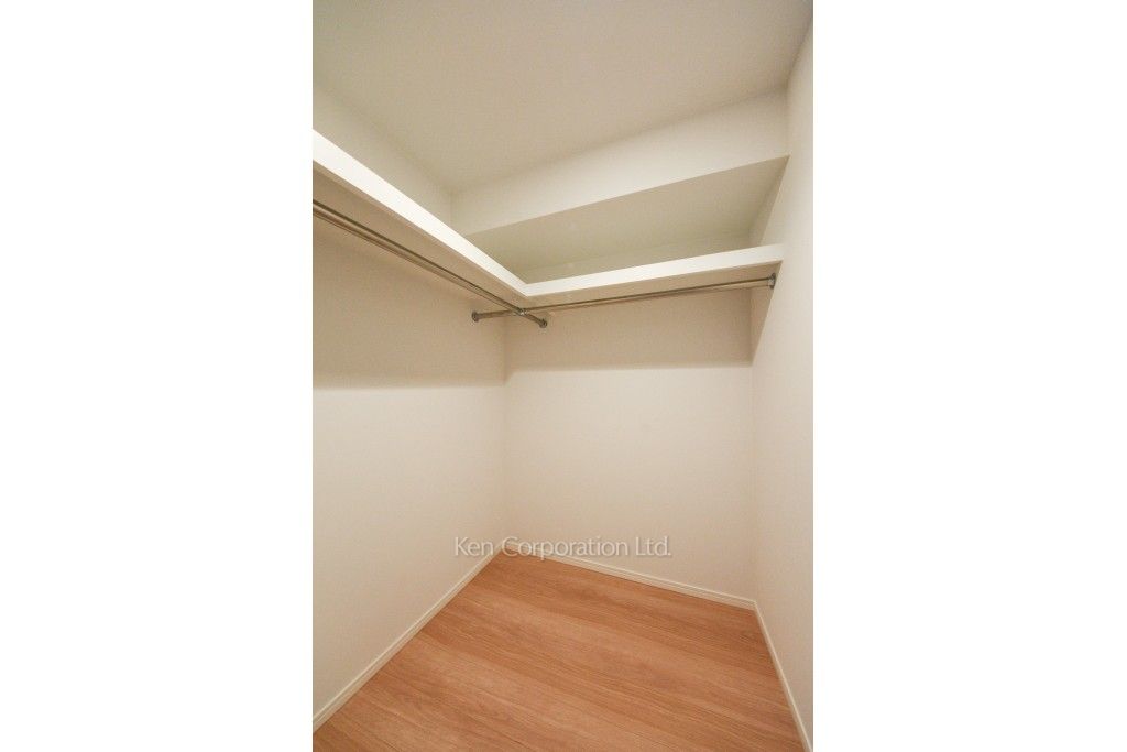 ラ・カーサ広尾の写真 ウォークインクローゼット