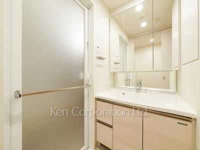 市谷台町坂フロントの写真 パウダールーム ※2階の同じ間取タイプを撮影。仕様が異なることがあります。