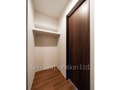 ピアース渋谷本町レジデンスの写真 ウォークインクローゼット