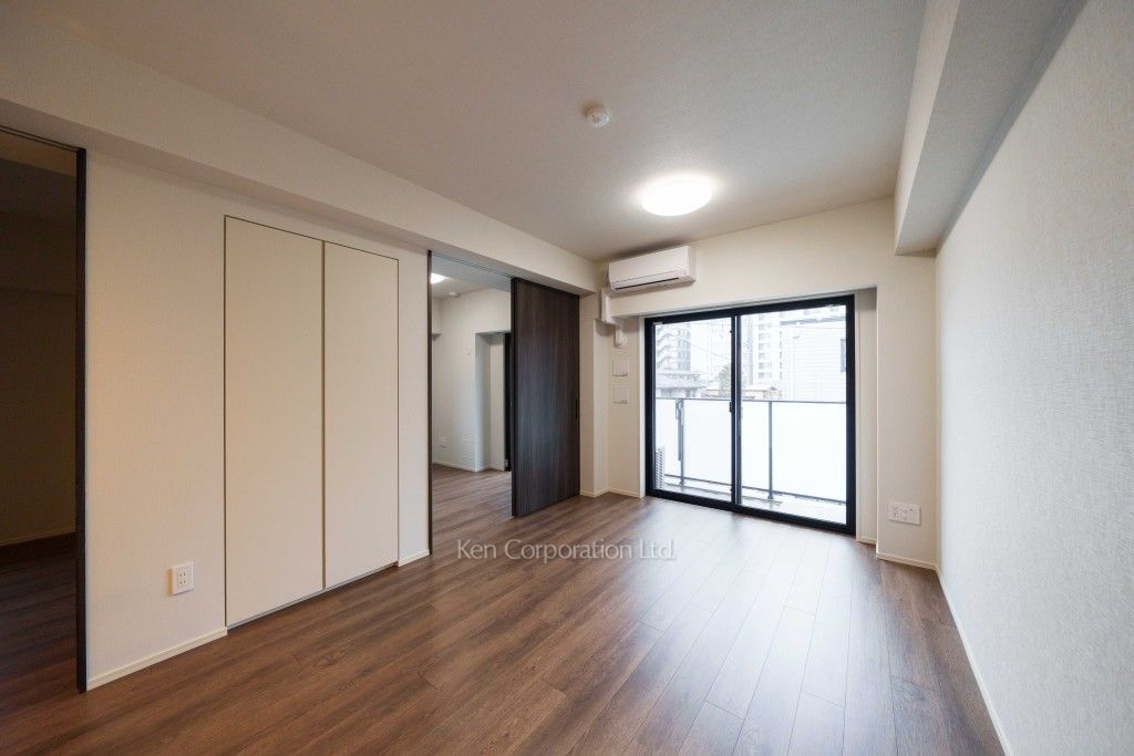 ピアース渋谷本町レジデンスの写真 居室（LDなど）