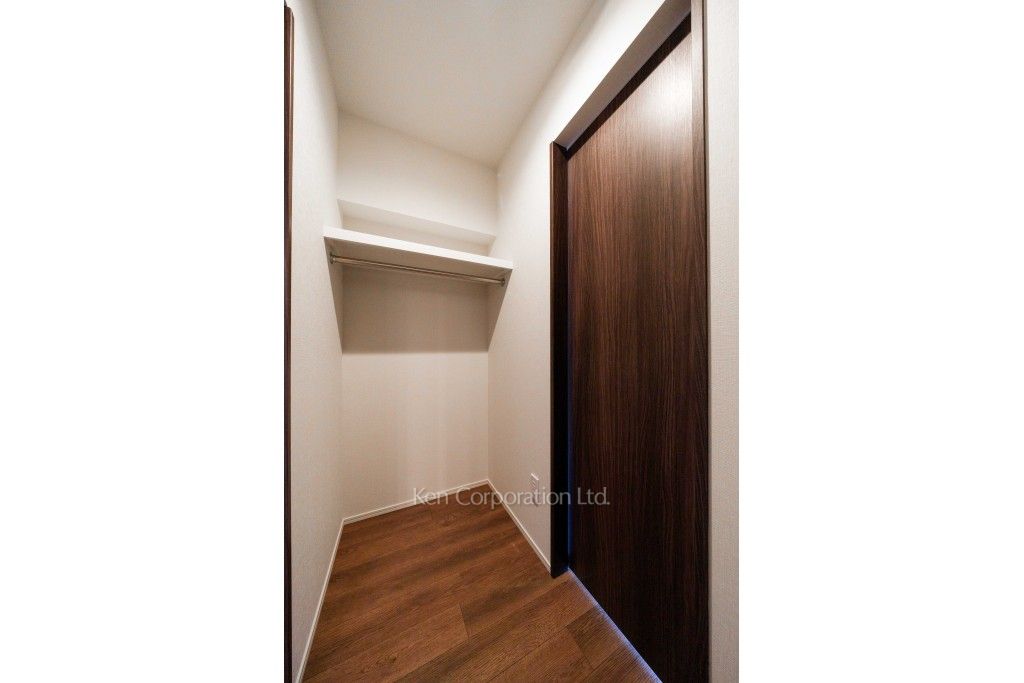 ピアース渋谷本町レジデンスの写真 ウォークインクローゼット