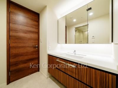 ラ・トゥール新宿ファーストの写真 パウダールーム ※23階の同じ間取タイプを撮影。仕様が異なることがあります。