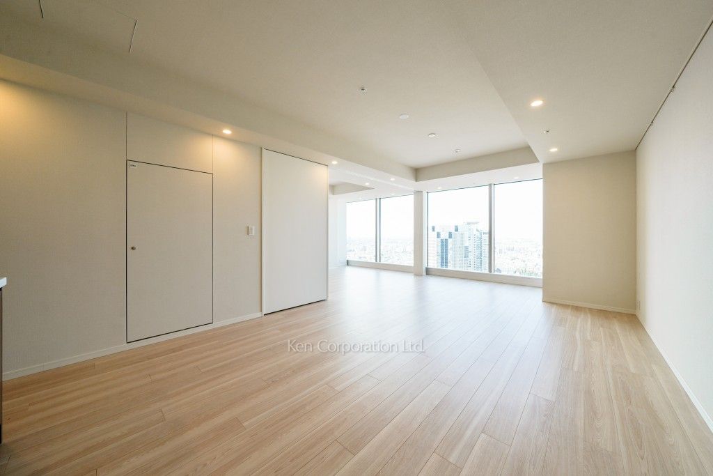 ラ・トゥール新宿ファーストの写真 居室（LDなど） ※29階の同じ間取タイプを撮影。仕様が異なることがあります。