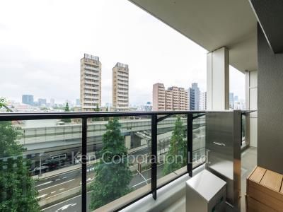 リビオレジデンス西麻布の写真 バルコニー