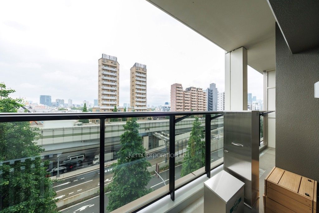 リビオレジデンス西麻布の写真 バルコニー