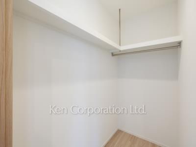 リビオレジデンス西麻布の写真 ウォークインクローゼット ※8階の同じ間取タイプを撮影。仕様が異なることがあります。